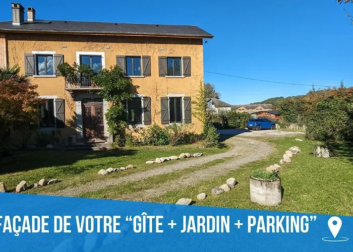 Gite De L\'Adour, Renove & Chic, Parking