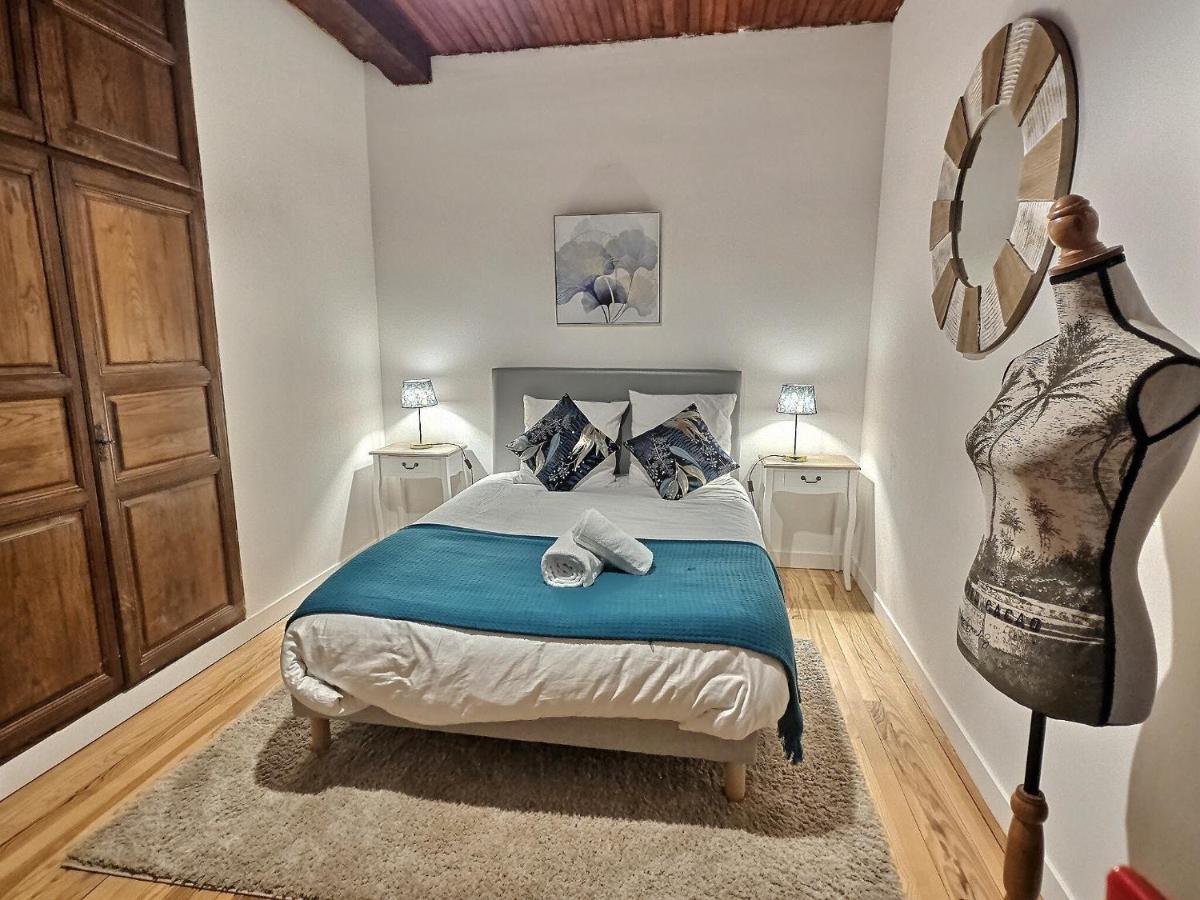 De L'adour, Renove & Chic, Parking *